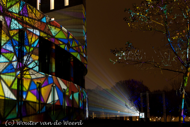 2011-11-06 - GLOW - Schoonheid van stagnatie<br/>GLOW-route - Eindhoven - Nederland<br/>Canon EOS 7D - 32 mm - f/8.0, 2.5 sec, ISO 800