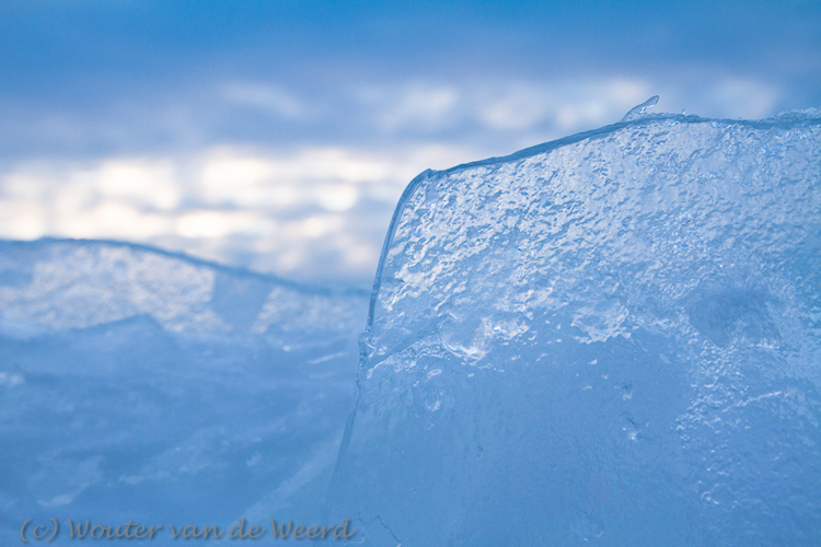 2012-02-05 - Kruiend ijs van dichtbij<br/>Almere Poort - Almere - Nederland<br/>Canon EOS 7D - 45 mm - f/8.0, 1/80 sec, ISO 200