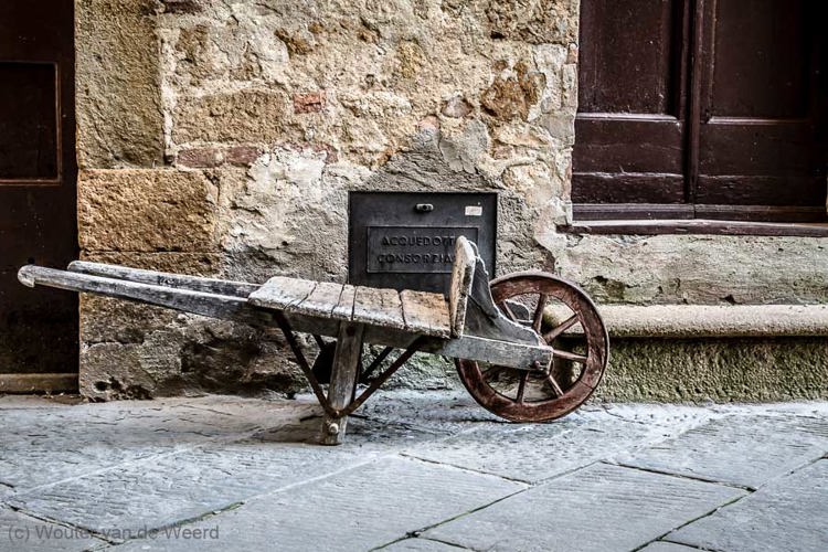 2013-04-29 - Kar in de steeg<br/>Toscane - Pienza - Italië<br/>Canon EOS 7D - 32 mm - f/8.0, 1/8 sec, ISO 400