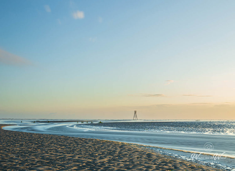 2026-08-05 - Baken op de Engelsmanplaat<br/>Engelsmanplaat in waddenzee - Lauwersoog - Nederland<br/>Canon EOS R5m2 - 35 mm - f/11.0, 30 sec, ISO 100