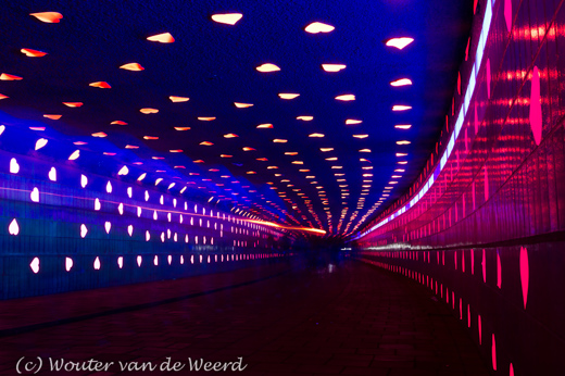2011-11-06 - GLOW - Tunnel of Love<br/>GLOW-route - Eindhoven - Nederland<br/>Canon EOS 7D - 24 mm - f/8.0, 30 sec, ISO 800