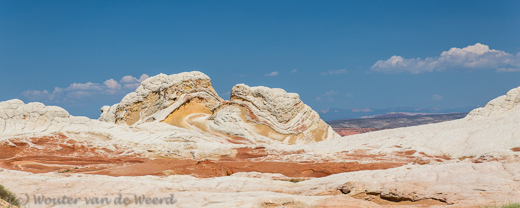 2014-07-17 - Rood, geel en wit, met de meest bizarre vormen<br/>White Pocket - Arizona - Verenigde Staten<br/>Canon EOS 5D Mark III - 70 mm - f/8.0, 1/500 sec, ISO 200