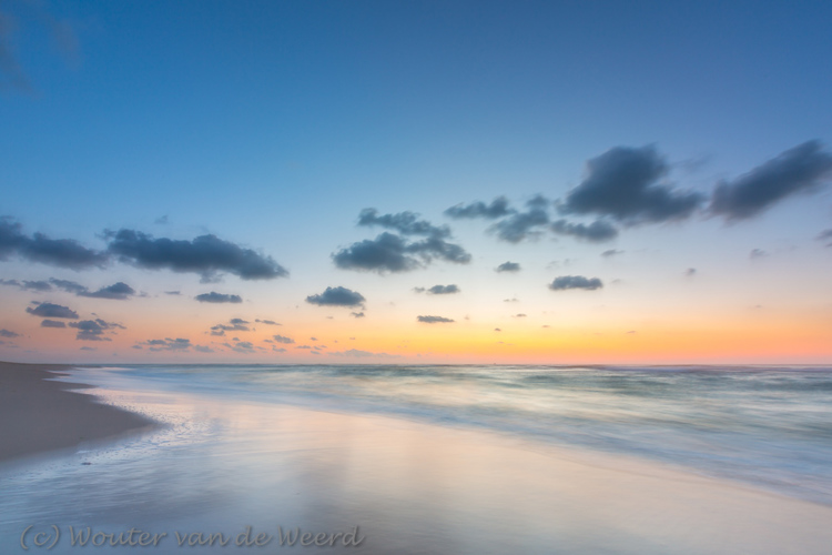 2018-08-08 - Zonsondergang aan het strand - photoItem.Description<br/>Strand - Vlieland - Nederland<br/>Canon EOS 5D Mark III - 16 mm - f/16.0, 6 sec, ISO 100